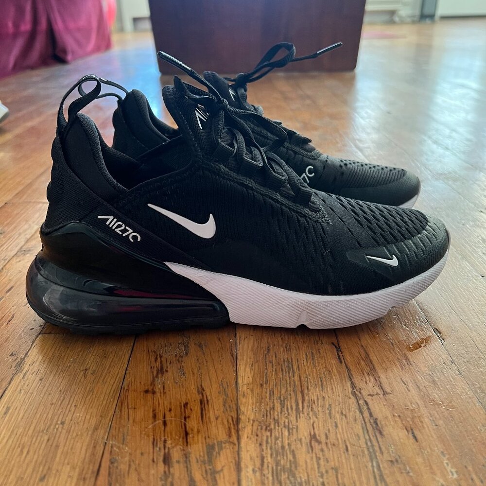 Nike Air Max 270 Women’s Black and White Sneakers